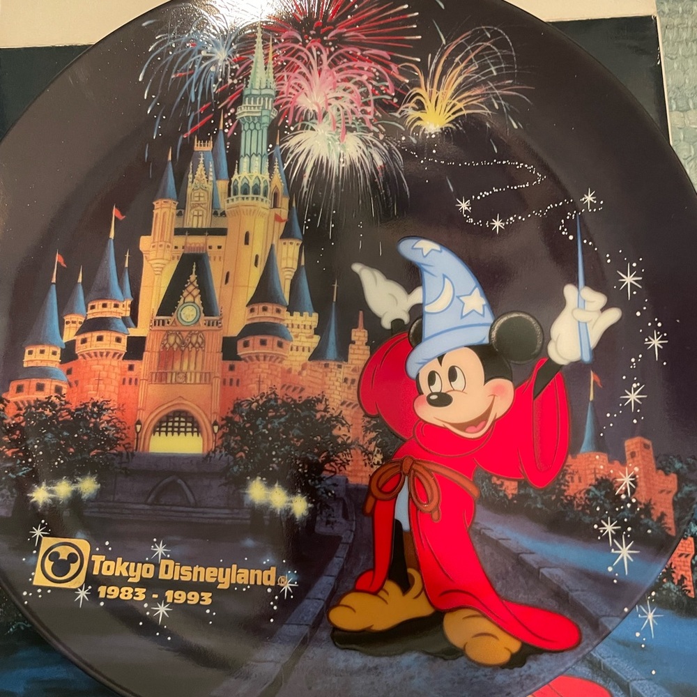 Tokyo Disneyland commemorative plate. 1983-1993. New in box.
